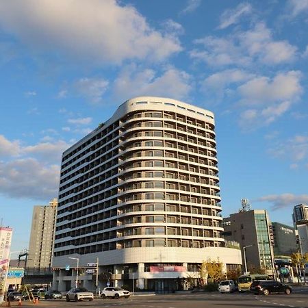 Chuncheon Eston Hotel Buitenkant foto