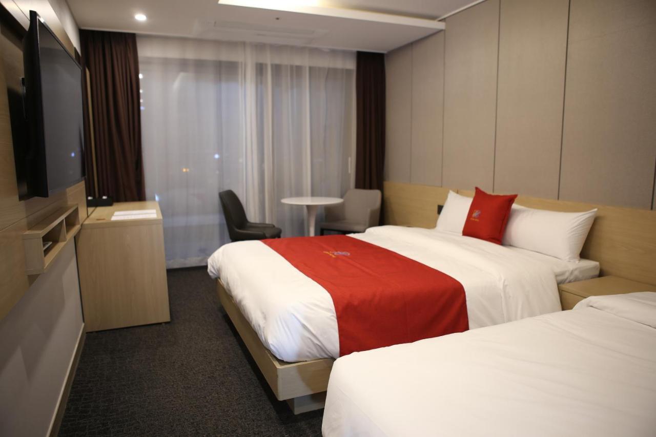 Chuncheon Eston Hotel Buitenkant foto