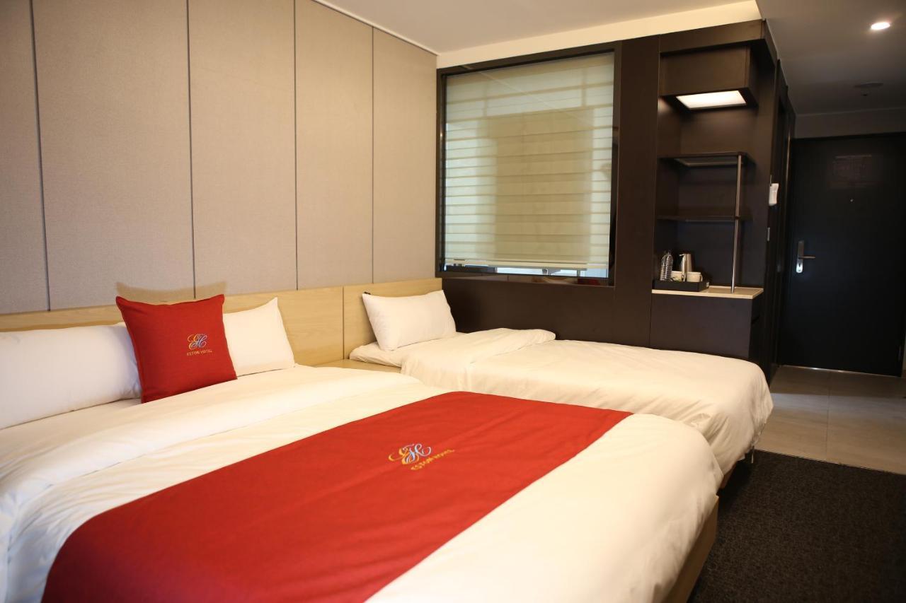 Chuncheon Eston Hotel Buitenkant foto