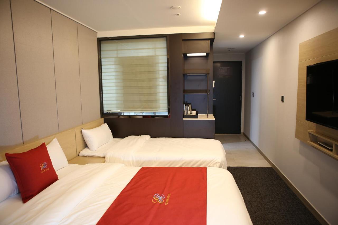 Chuncheon Eston Hotel Buitenkant foto