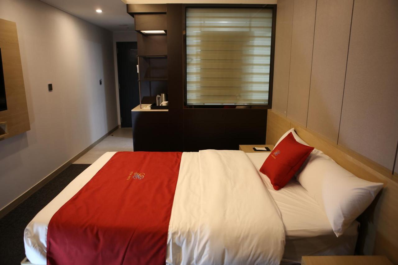 Chuncheon Eston Hotel Buitenkant foto