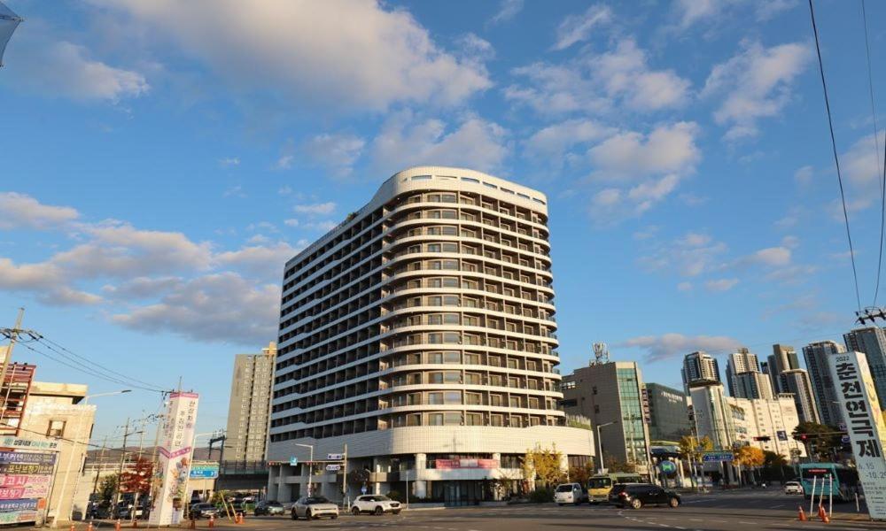 Chuncheon Eston Hotel Buitenkant foto