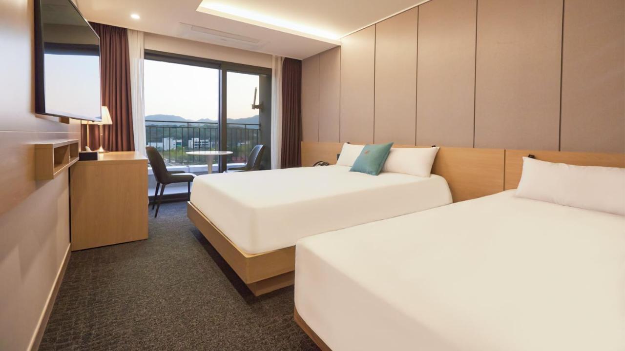 Chuncheon Eston Hotel Buitenkant foto