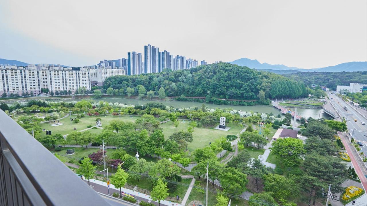 Chuncheon Eston Hotel Buitenkant foto