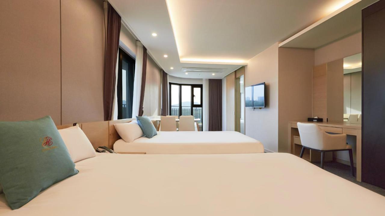 Chuncheon Eston Hotel Buitenkant foto