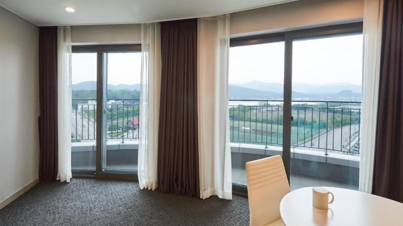 Chuncheon Eston Hotel Buitenkant foto