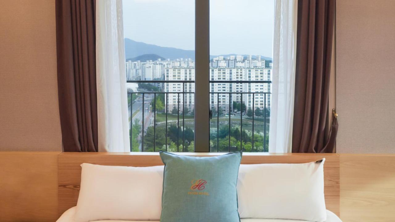 Chuncheon Eston Hotel Buitenkant foto